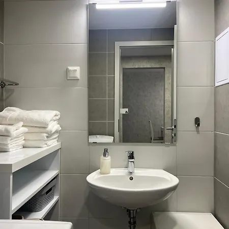 Silvergate Apartman *